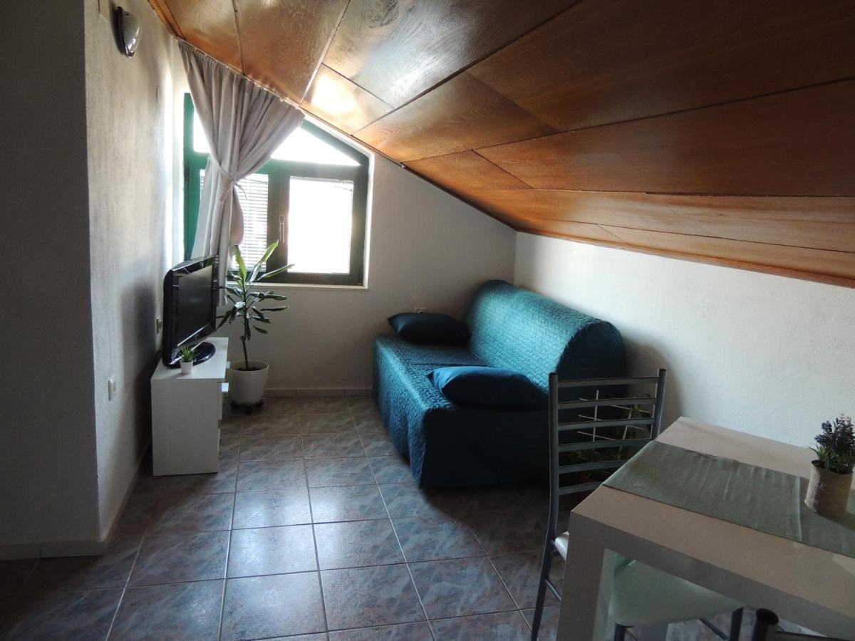 Apartments Suljic - Cash Only Property Stari Grad  Exterior photo