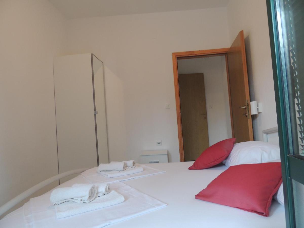 Apartments Suljic - Cash Only Property Stari Grad  Exterior photo