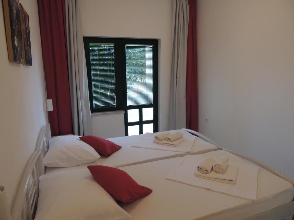 Apartments Suljic - Cash Only Property Stari Grad  Exterior photo