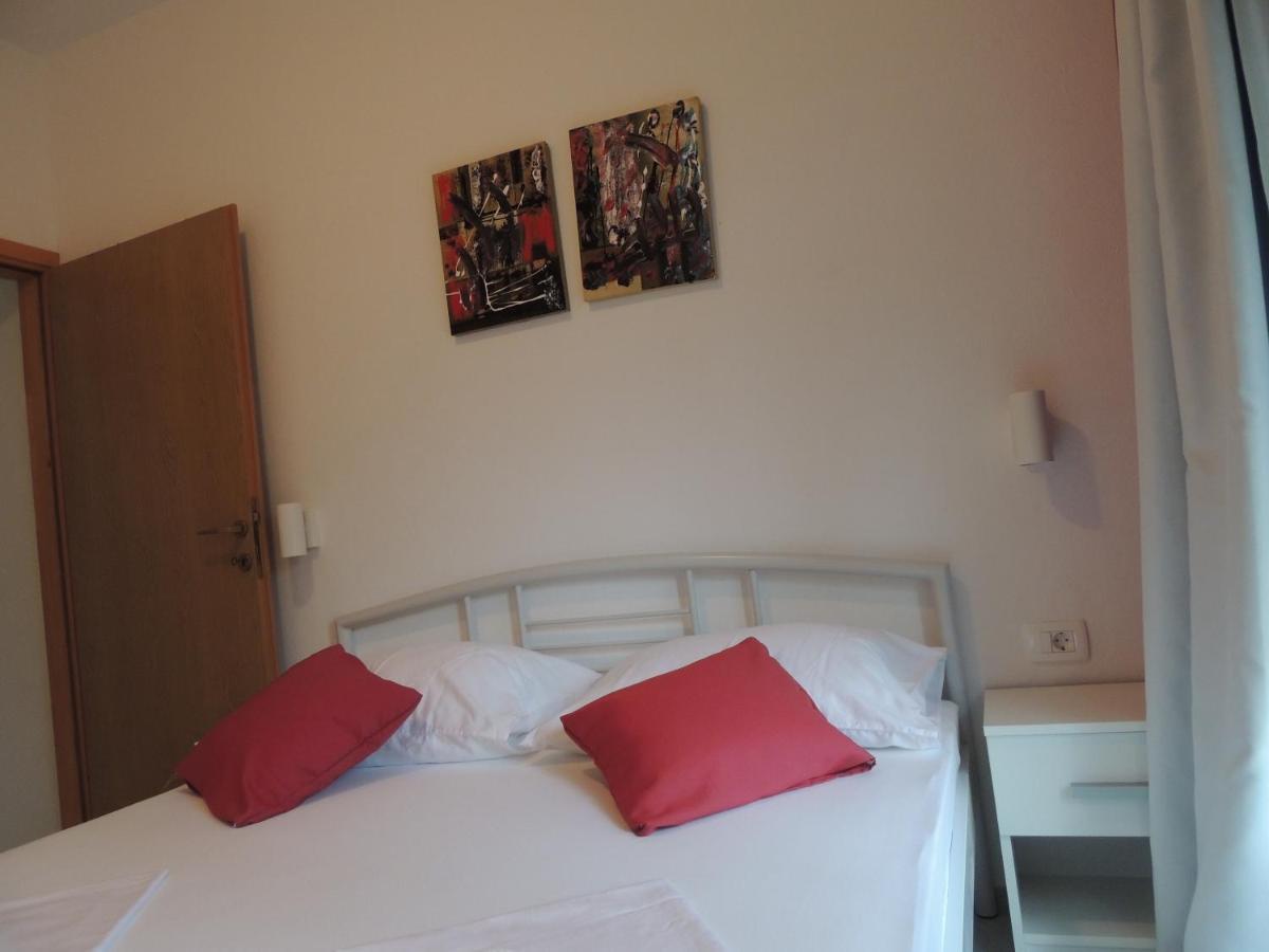 Apartments Suljic - Cash Only Property Stari Grad  Exterior photo